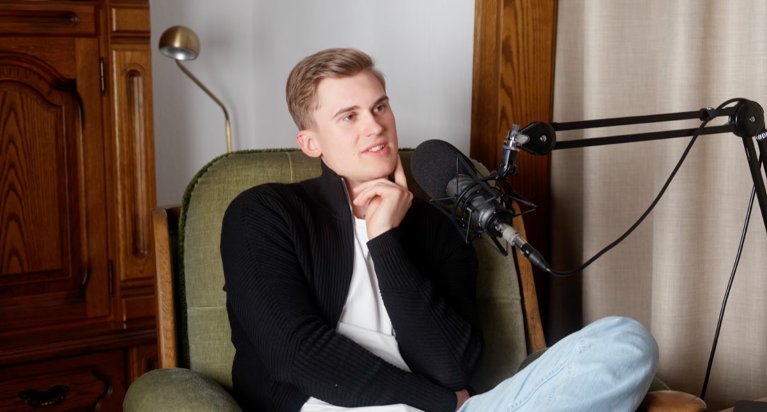 Philipp im Podcast-Studio